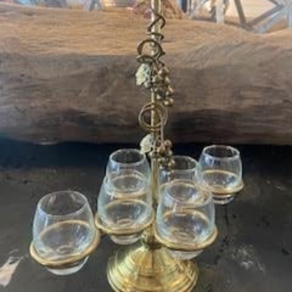 Vintage (6) Glass Liquor Set with Brass Stand brought back from Greece - Picture 2 of 7